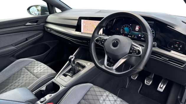Volkswagen Golf Listing Image
