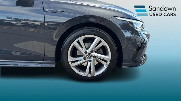 Volkswagen Golf Listing Image