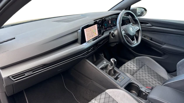 Volkswagen Golf Listing Image