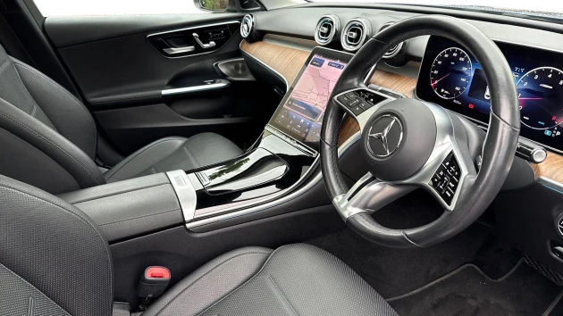 Mercedes-Benz C-Class Listing Image