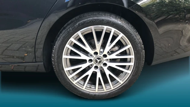 Mercedes-Benz CLA Listing Image