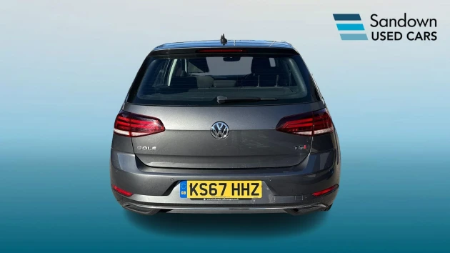 Volkswagen Golf Listing Image