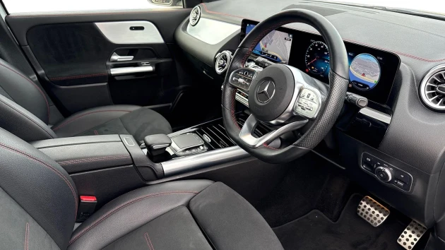Mercedes-Benz EQA Listing Image