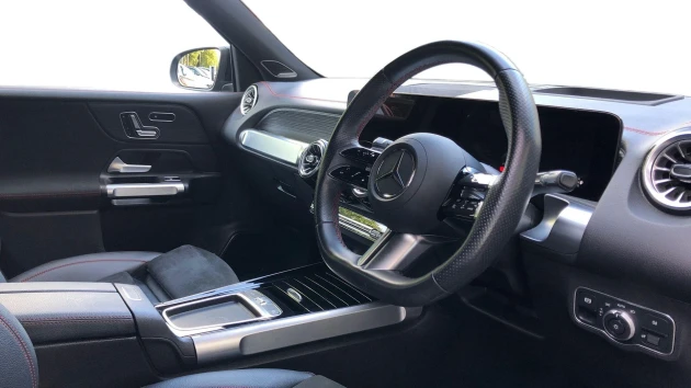 Mercedes-Benz EQB Listing Image