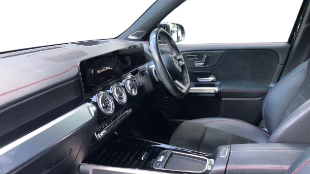 Mercedes-Benz EQB Listing Image