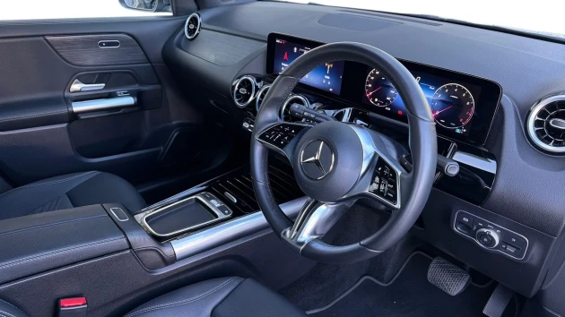 Mercedes-Benz GLA Listing Image