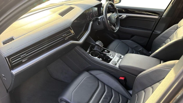 Volkswagen Touareg Listing Image