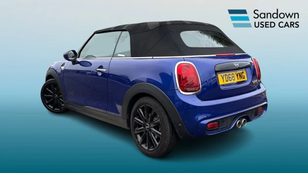 MINI Convertible Listing Image