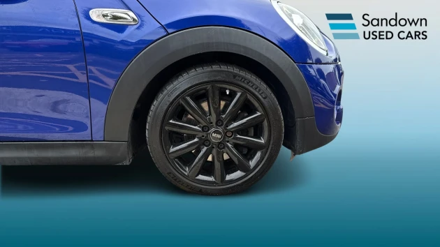 MINI Convertible Listing Image