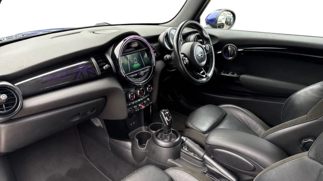 MINI Convertible Listing Image