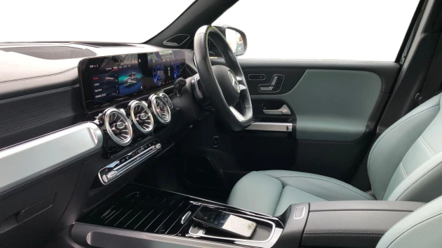 Mercedes-Benz EQB Listing Image