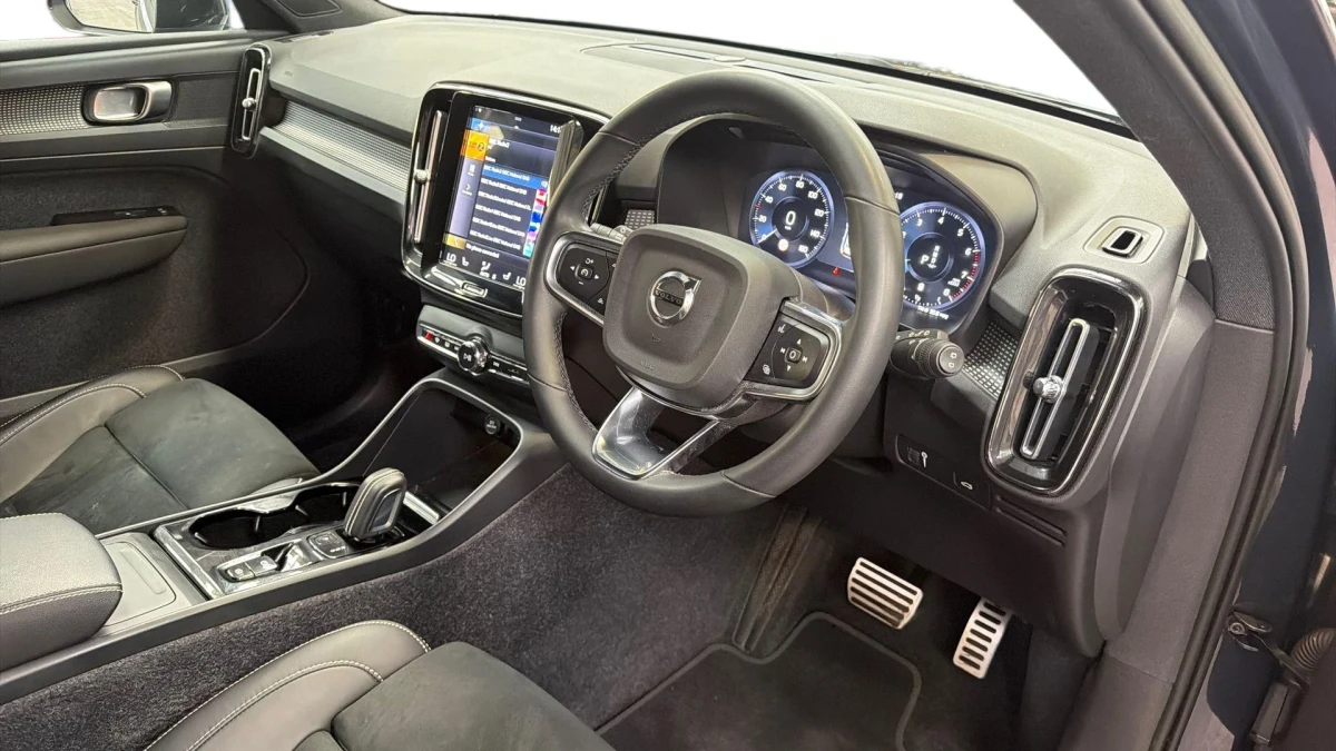 Volvo XC40 Image 3
