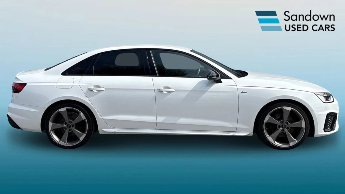 Audi A4 Image 4