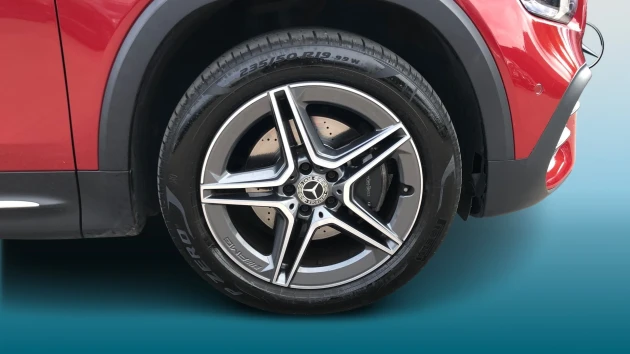Mercedes-Benz GLB Listing Image