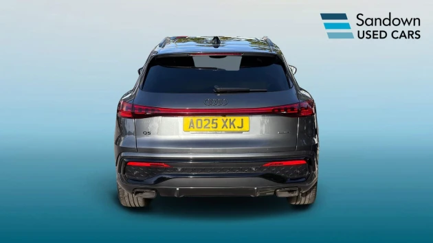Audi Q5 Listing Image