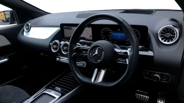 Mercedes-Benz GLA Listing Image