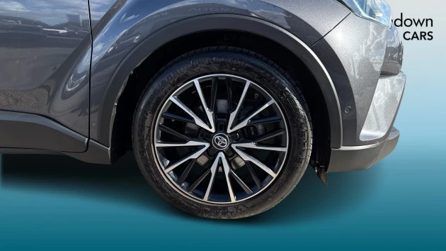 Toyota C-HR Listing Image