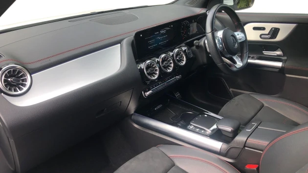 Mercedes-Benz EQA Listing Image