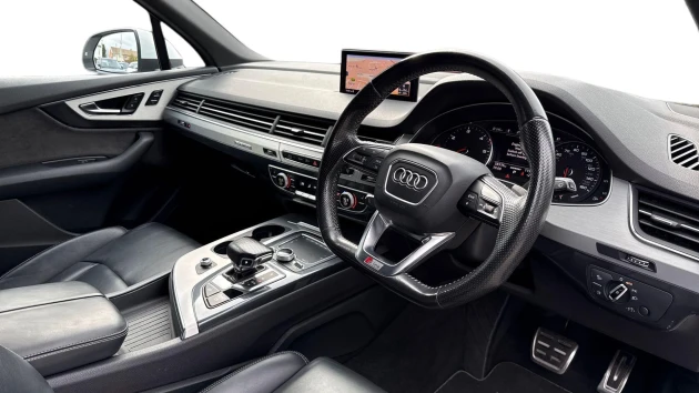 Audi Q7 Listing Image