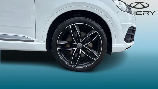Audi Q7 Listing Image