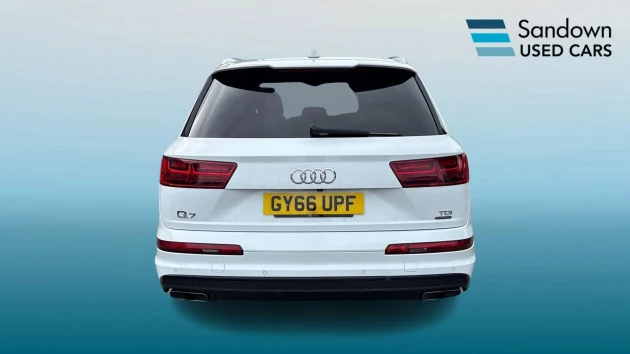 Audi Q7 Listing Image