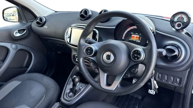 Smart forfour Listing Image
