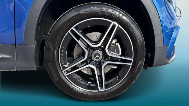 Mercedes-Benz GLB Listing Image