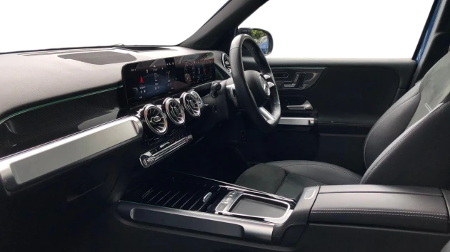 Mercedes-Benz GLB Listing Image