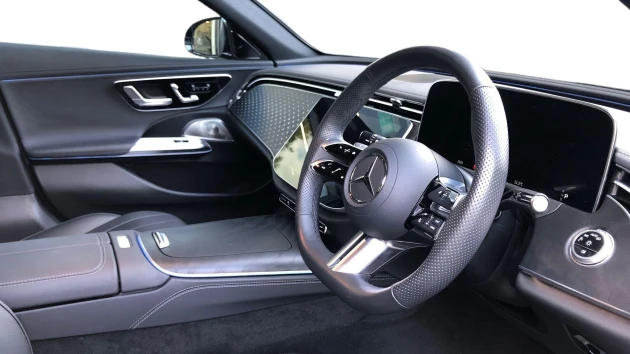 Mercedes-Benz E-Class Listing Image