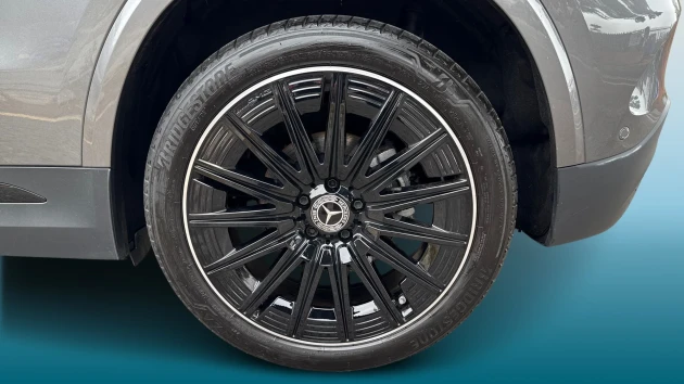 Mercedes-Benz GLA Listing Image