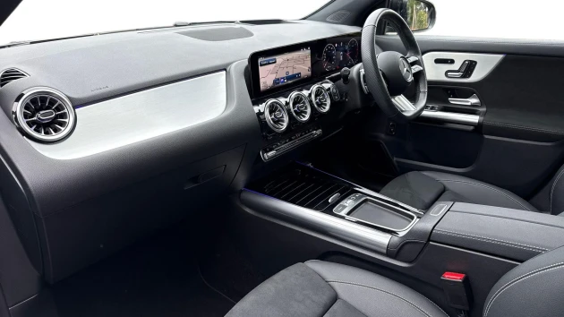Mercedes-Benz GLA Listing Image