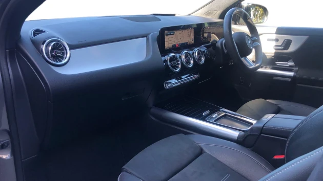 Mercedes-Benz GLA Listing Image