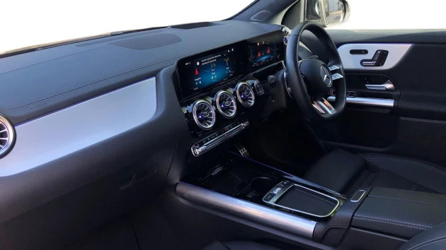 Mercedes-Benz GLA Listing Image