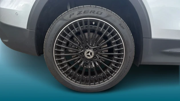 Mercedes-Benz EQB Listing Image