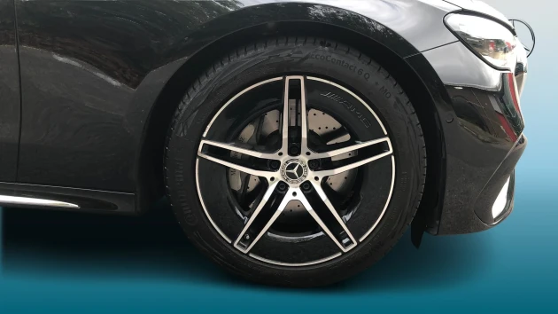 Mercedes-Benz E-Class Listing Image