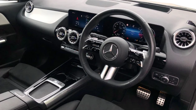 Mercedes-Benz GLA Listing Image