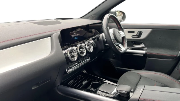 Mercedes-Benz EQA Listing Image