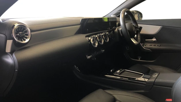 Mercedes-Benz CLA Listing Image