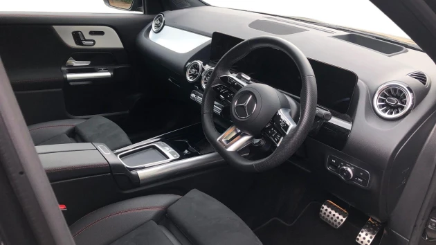 Mercedes-Benz GLA Listing Image