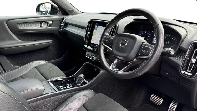 Volvo XC40 Listing Image