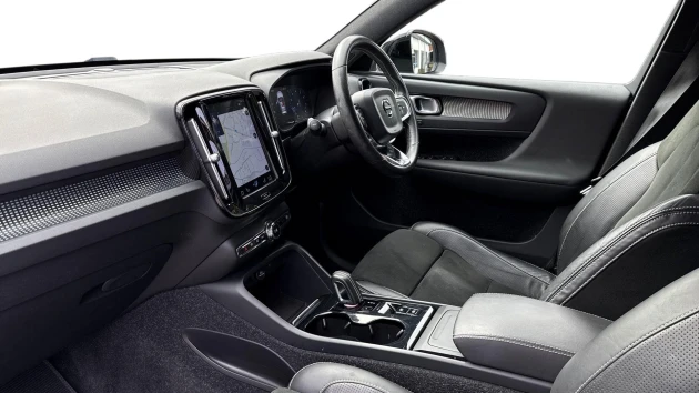 Volvo XC40 Listing Image