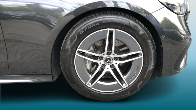 Mercedes-Benz E-Class Listing Image