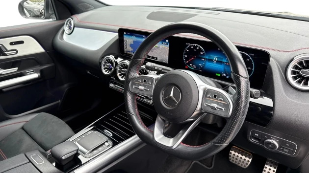 Mercedes-Benz EQA Listing Image