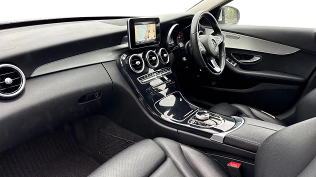 Mercedes-Benz C-Class Listing Image