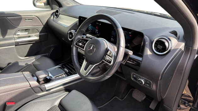 Mercedes-Benz GLA Listing Image