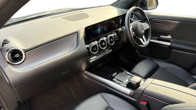 Mercedes-Benz GLA Listing Image