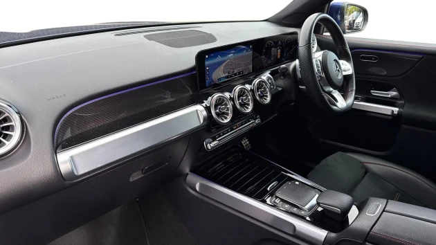 Mercedes-Benz GLB Listing Image