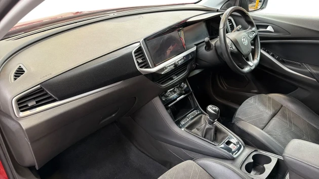 Vauxhall Grandland Listing Image