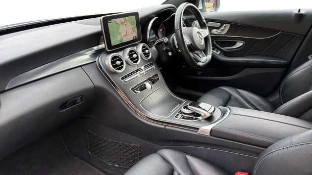 Mercedes-Benz C-Class Listing Image
