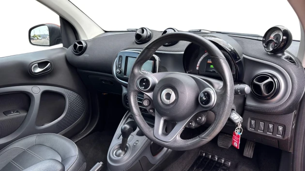 Smart FORTWO COUPE Listing Image